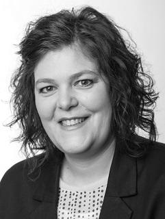 Dipl.-Betriebsw.                                             Katrin Britzelmayer B.A.