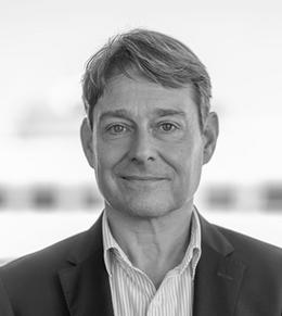 Dr.                                                          Jan Scharf