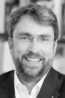 Prof.                                                        Martin Thieme-Hack