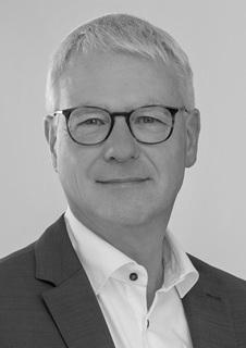 Dr.                                                          Nils Gronemeyer