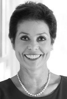 Dr.                                                          Consuela Utsch