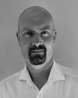 Dr.                                                          Tim Tobaben