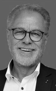Dipl.-Ing.                                                   Ralph Holtze