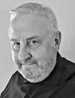 MR                                                           Uwe Becker