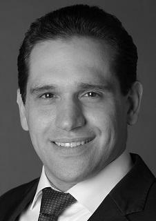 Dr.                                                          Paul Popescu