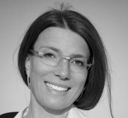 Prof. Dr.-Ing.                                               Carolin Bahr