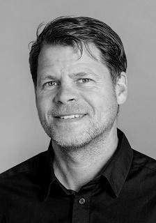 Dipl.-Ing.                                                   Henning Arft